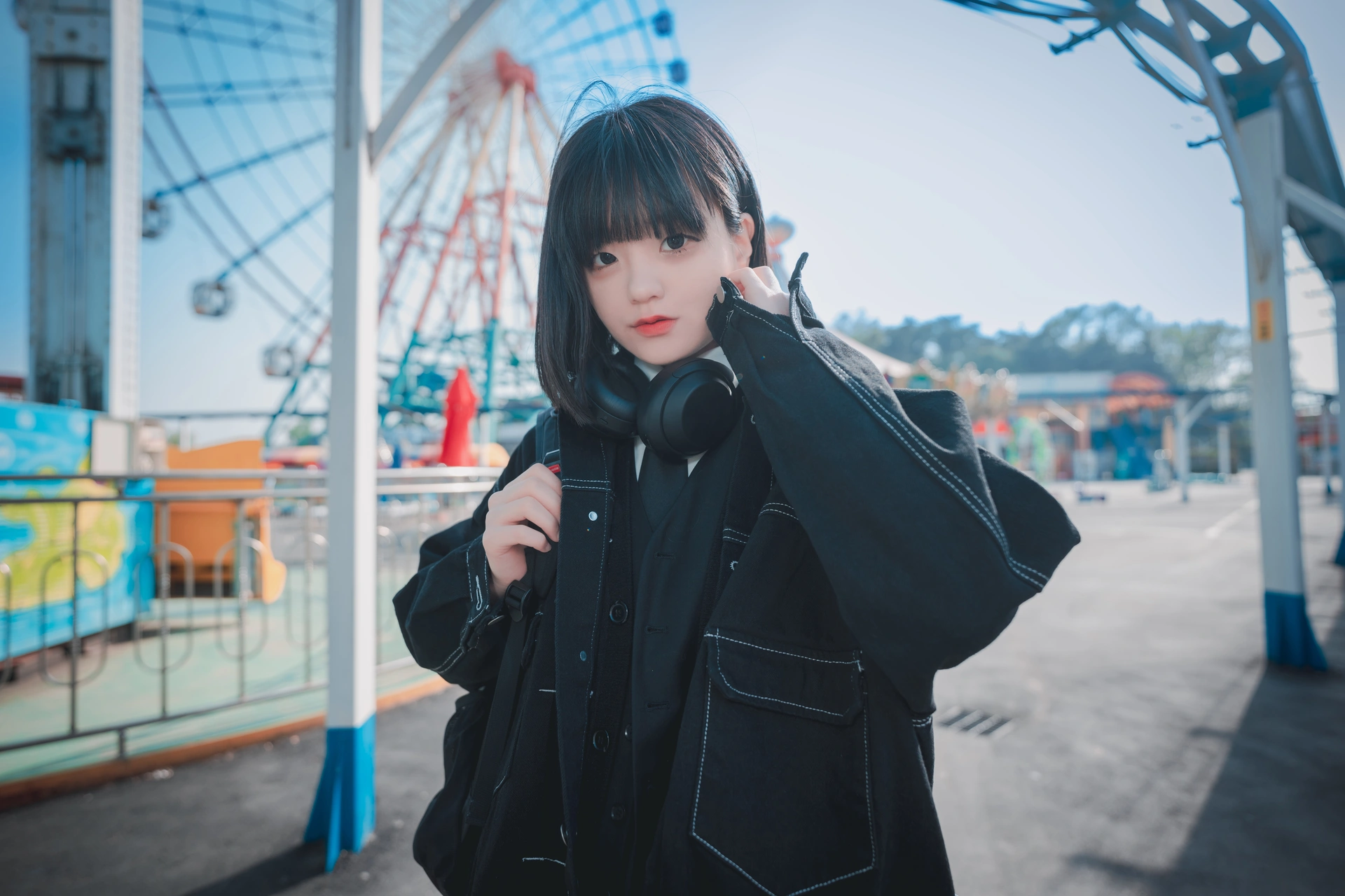 303.DJAWA Photo - Jenny（정제니）Theme Park Girl 3